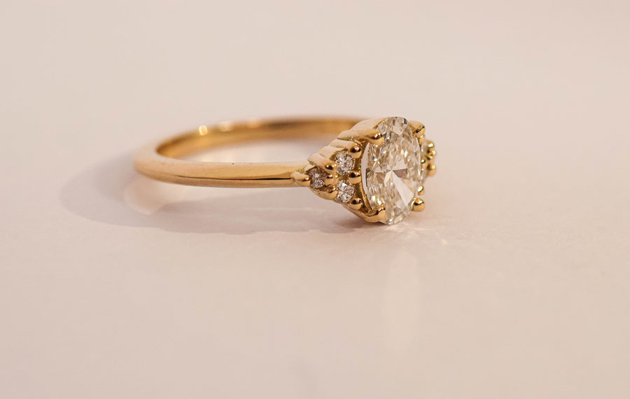 Oval Juliet Diamond Ring