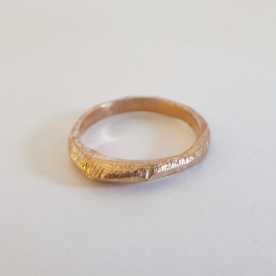 Kamiyama Peak Ring