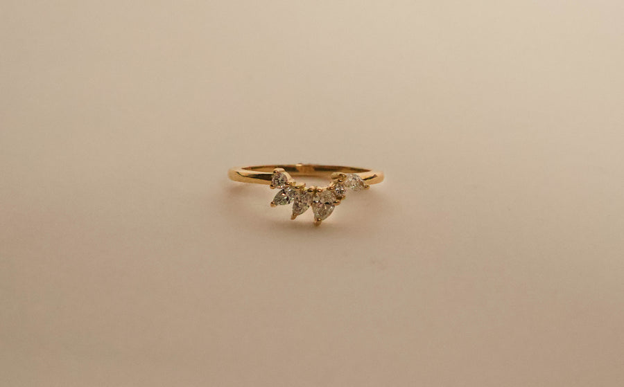 Fitted Mixed Diamond Ring