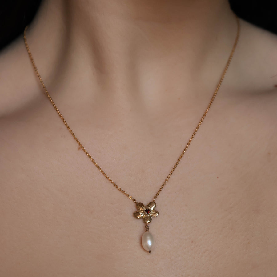 Primrose and Pearl Necklace