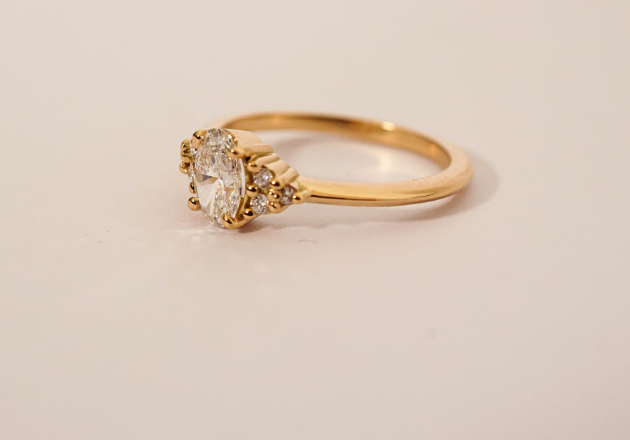 Oval Juliet Diamond Ring