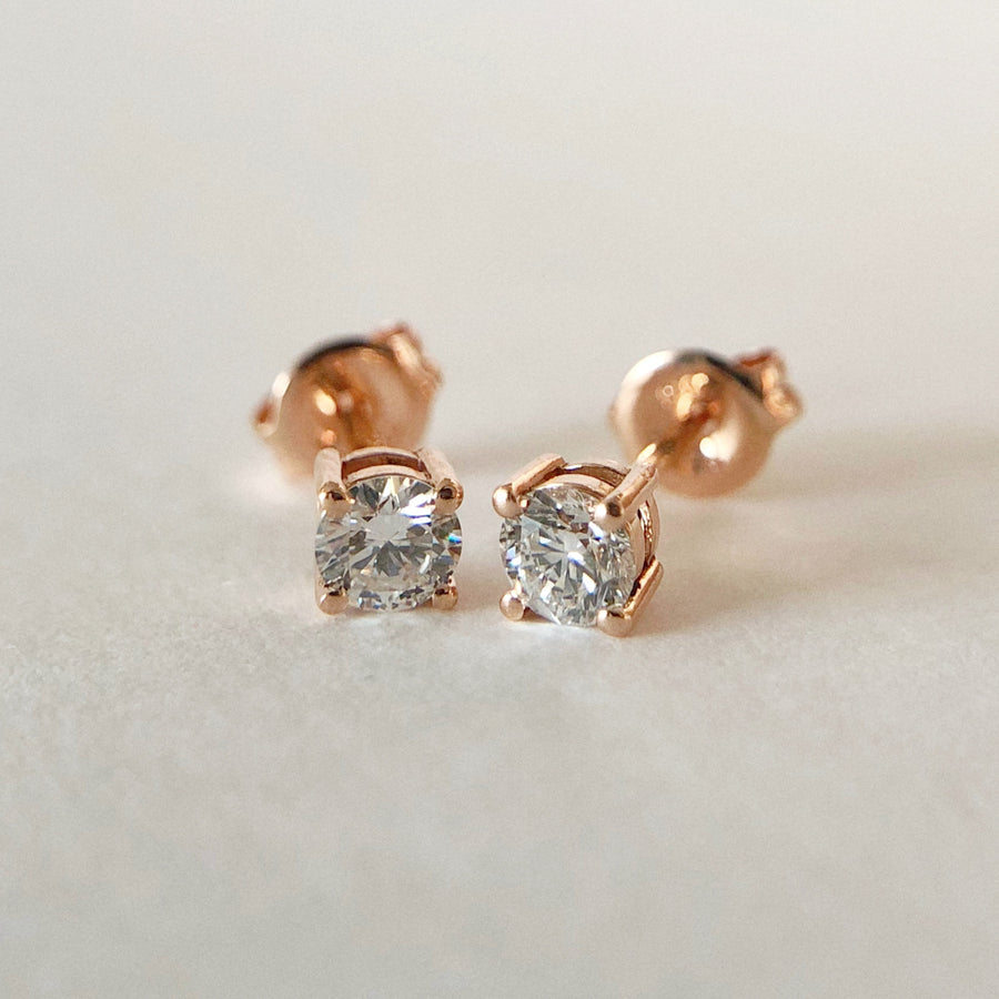 Round Diamond Studs