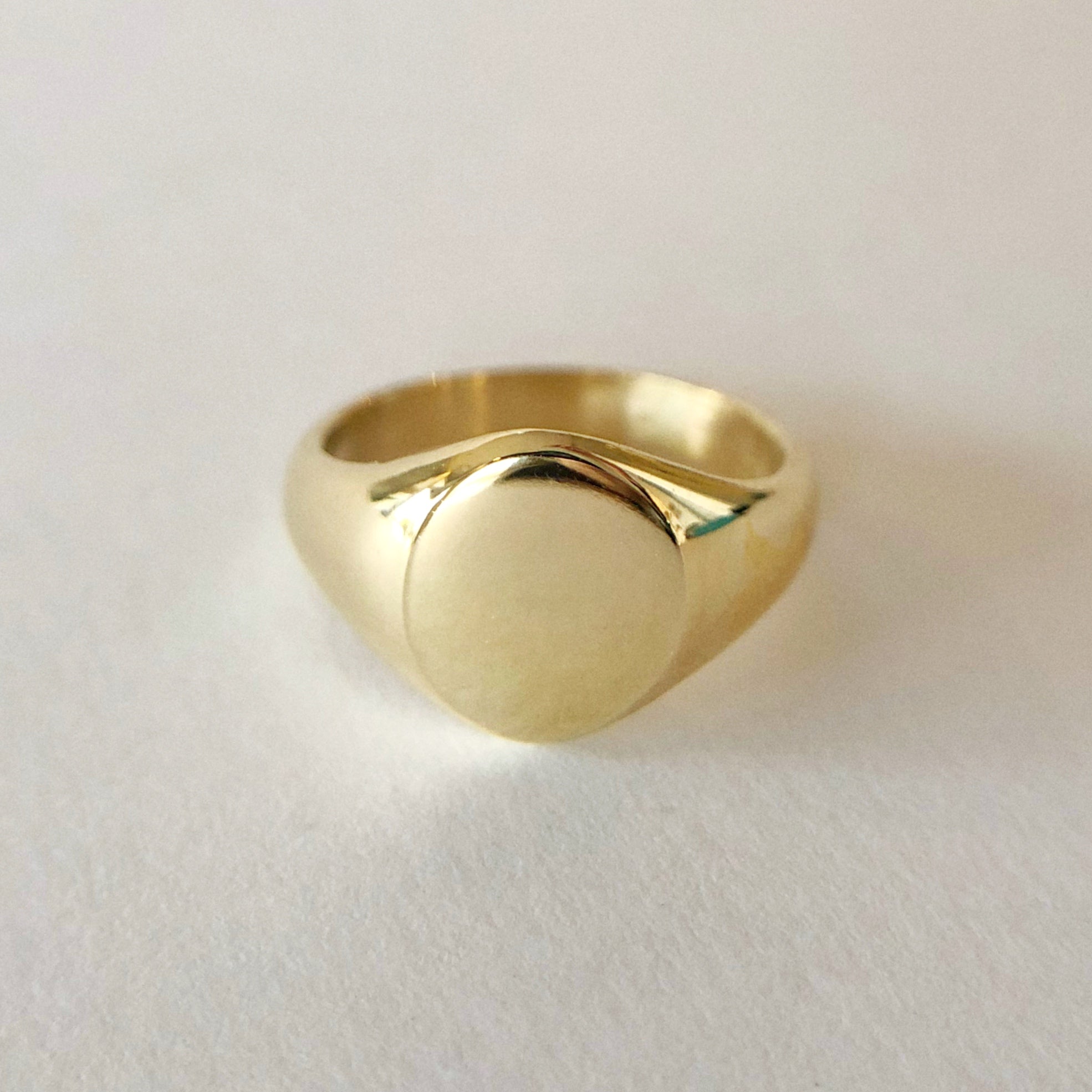 Classic Signet Ring