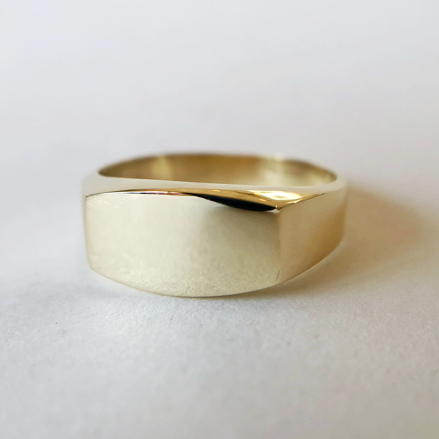 Rounded Rectangle Signet Ring