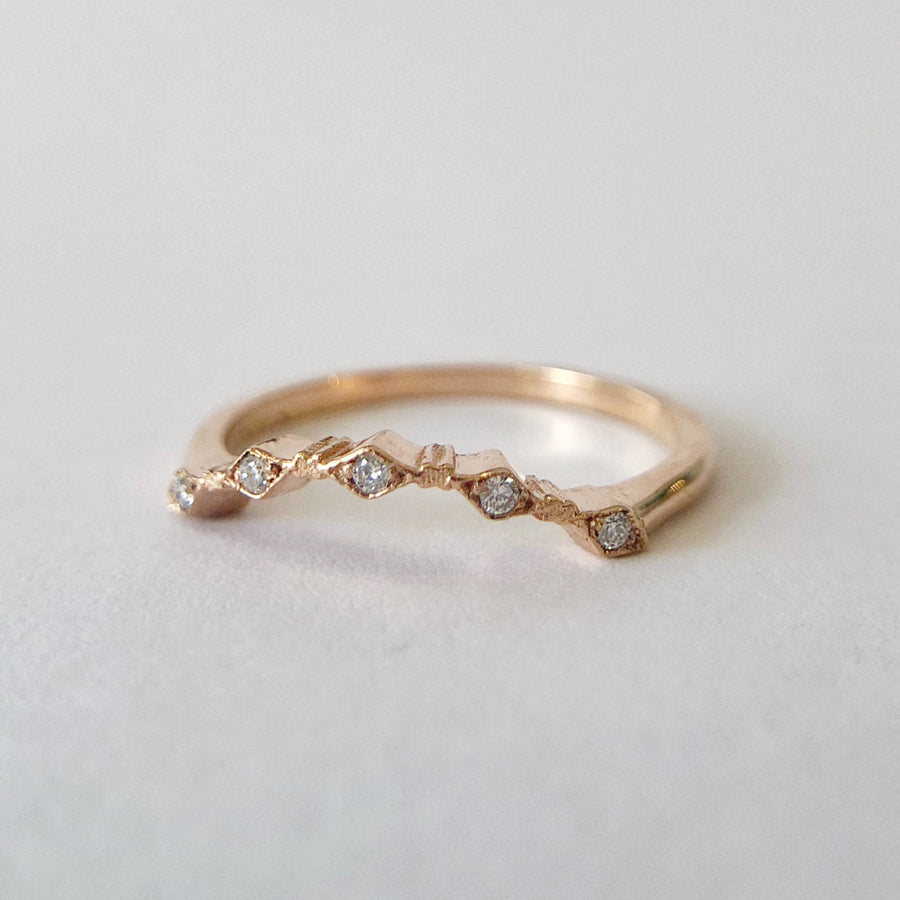 Ava Fitted Ring with Diamonds