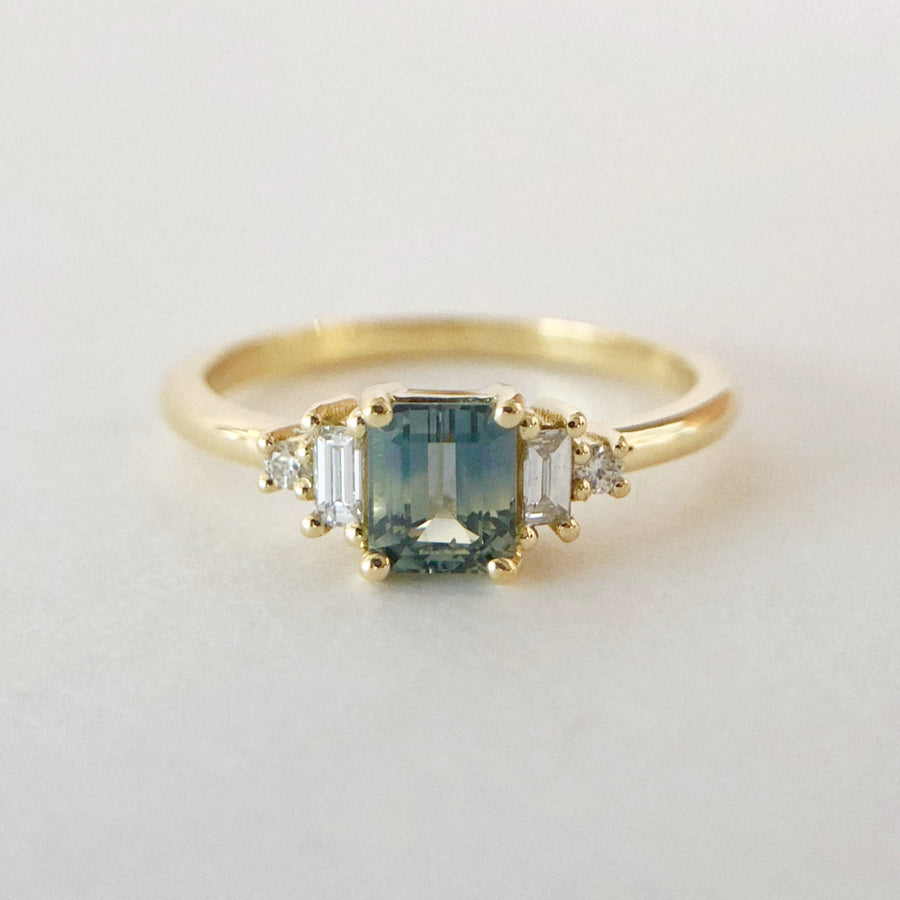 Bebe Ring 3 Australian Parti Sapphire with Diamonds