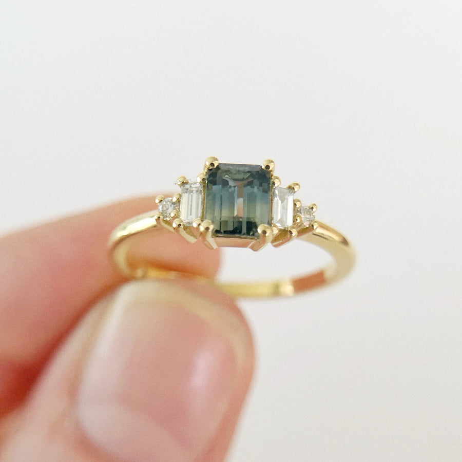 Bebe Ring 3 Australian Parti Sapphire with Diamonds
