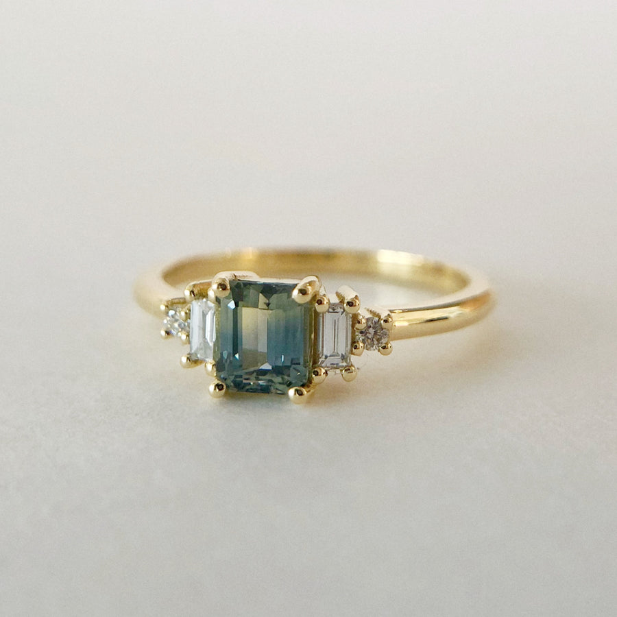 Bebe Ring 3 Australian Parti Sapphire with Diamonds