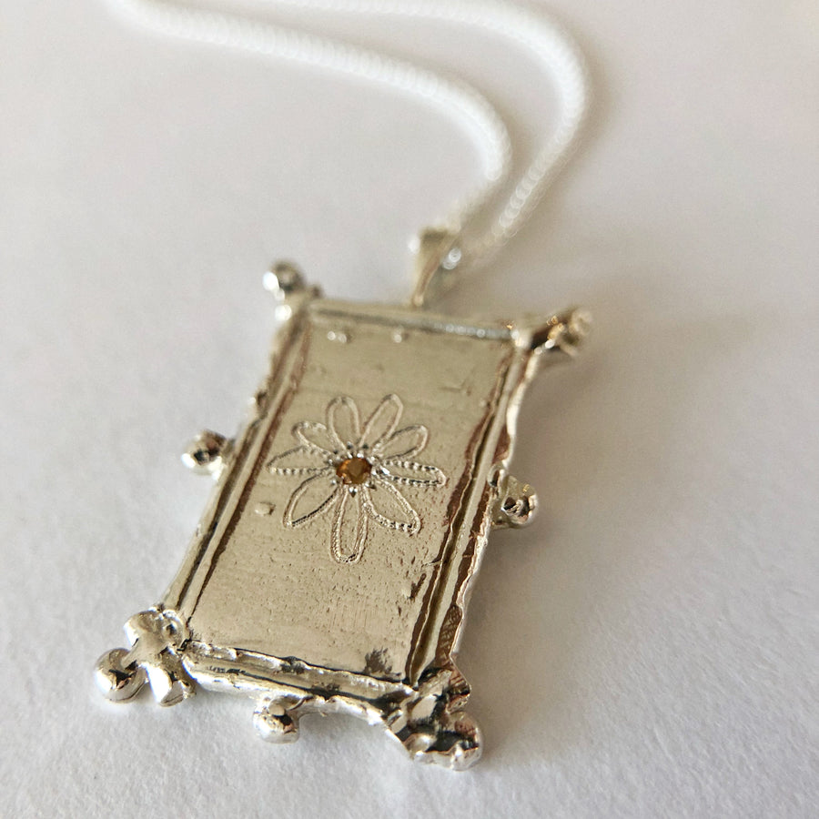 Daisy Necklace