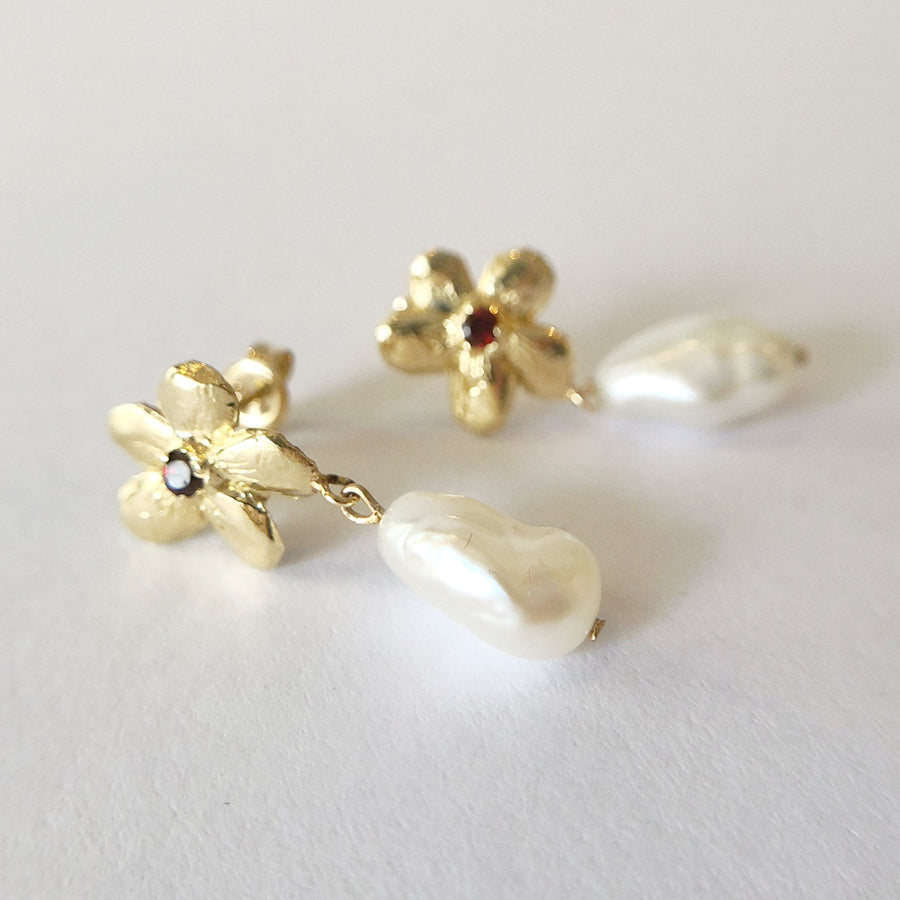 Primrose and Pearl Earrings