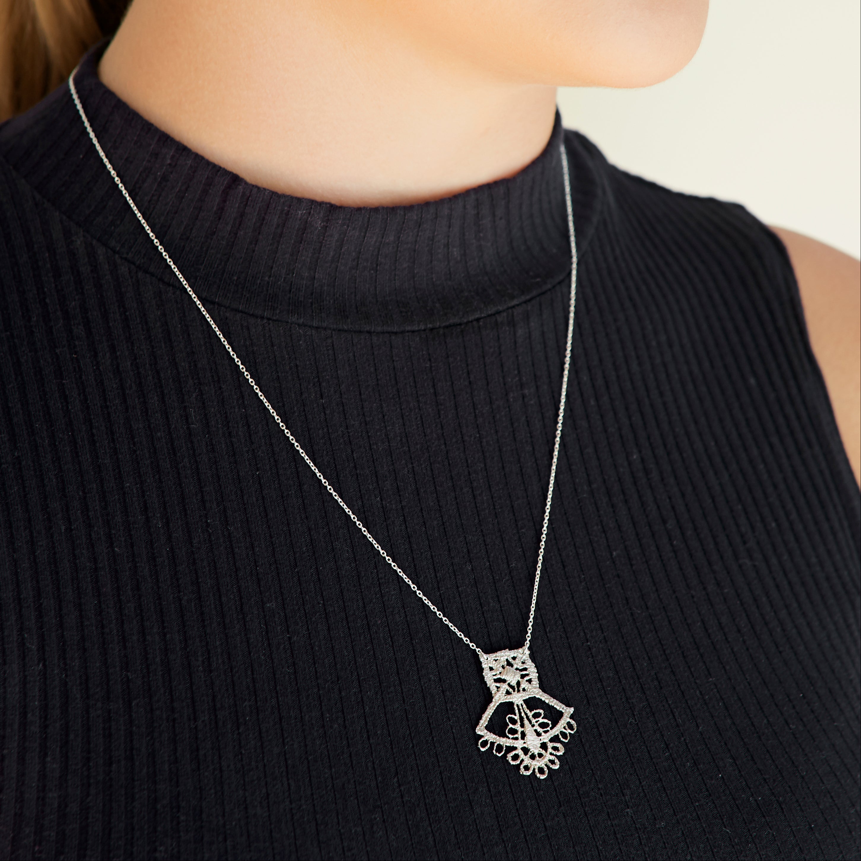 Saint-Etienne Lace Necklace