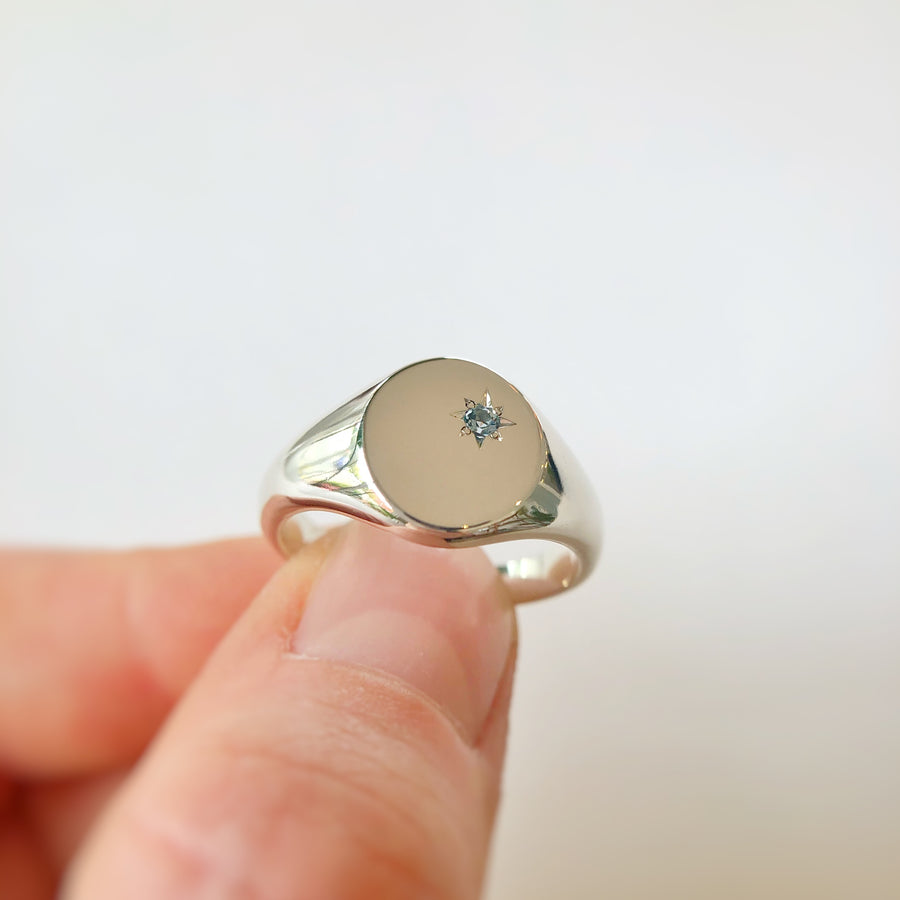 Classic Signet Ring Silver