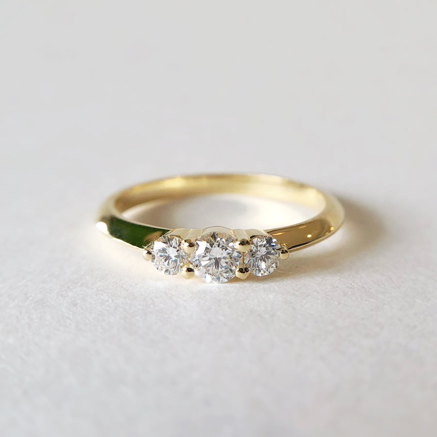 Trois Ring with White Diamonds