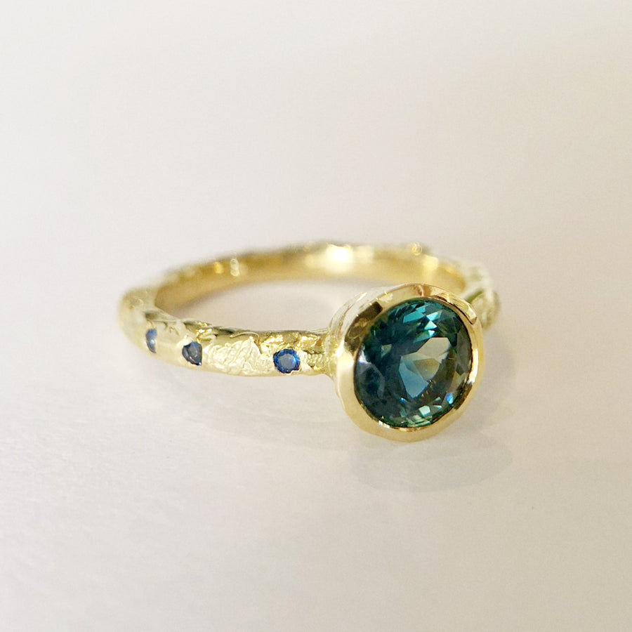 Valletta Ring II with Australian Sapphire