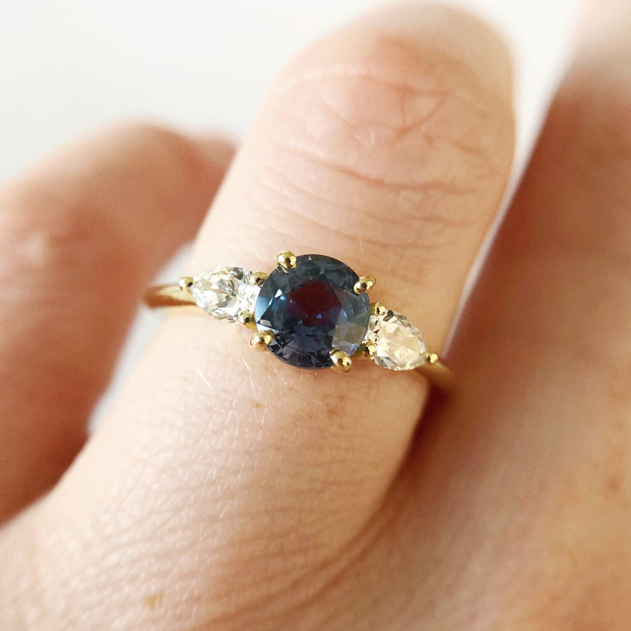 Willow Ring with Ceylon Sapphire and Diamonds