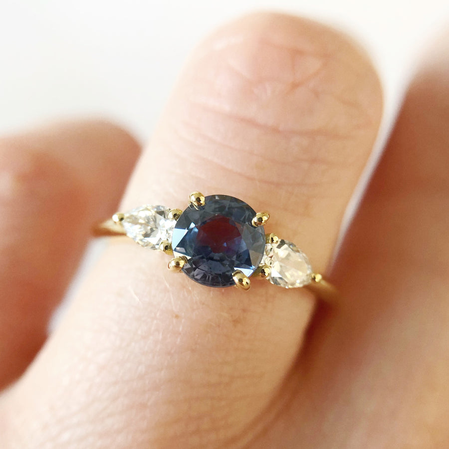 Willow Ring with Ceylon Sapphire and Diamonds
